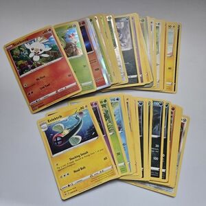 50x Pokemon Cards Lot